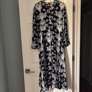 Zara Navy and White Long Sleeve Dress